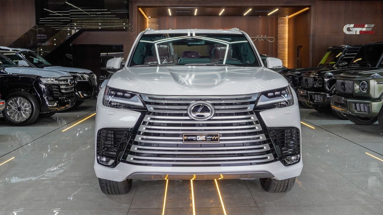 Lexus LX 600