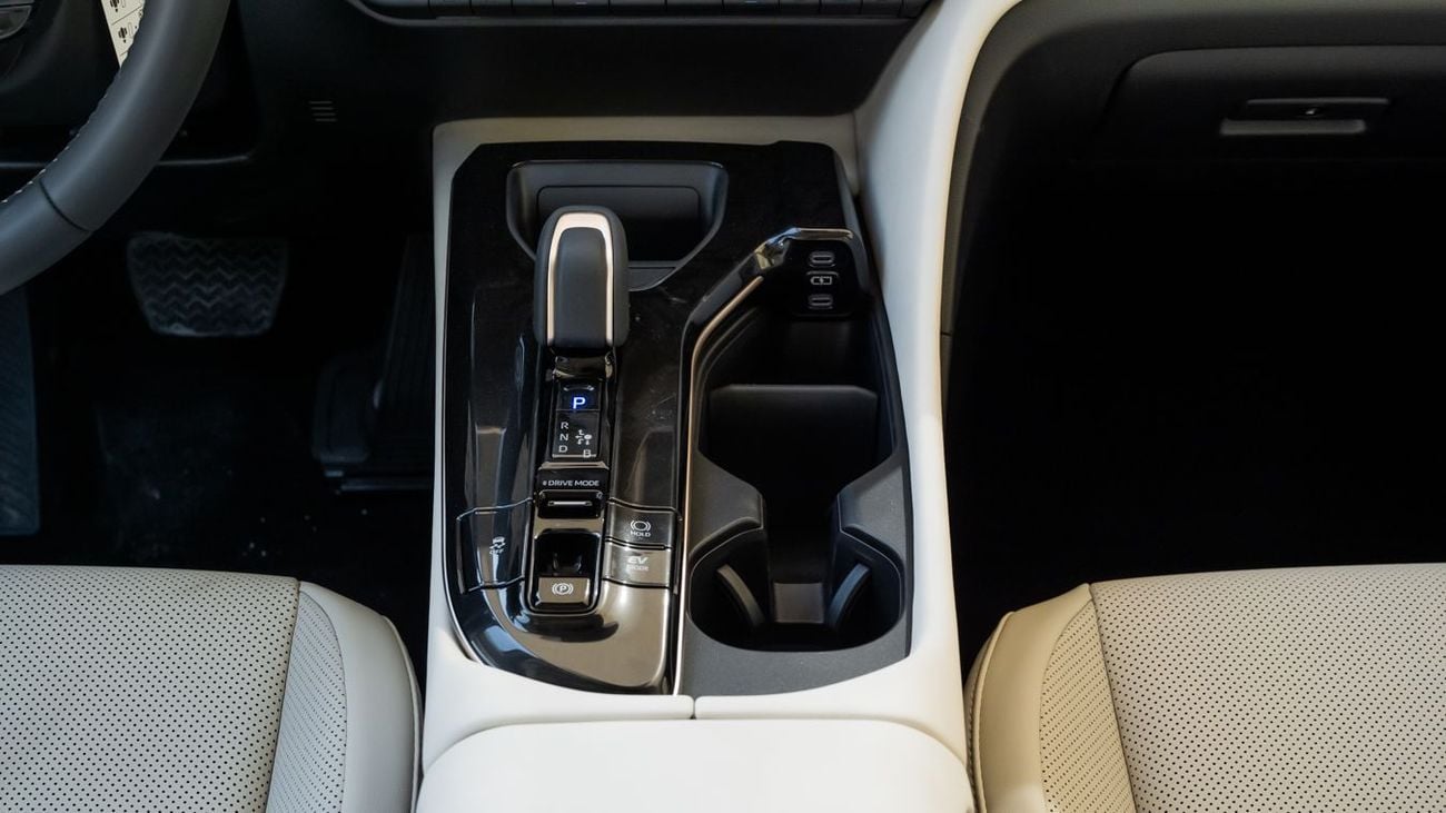 تويوتا كراون TOYOTA CROWN 2.5 MID -2026YM