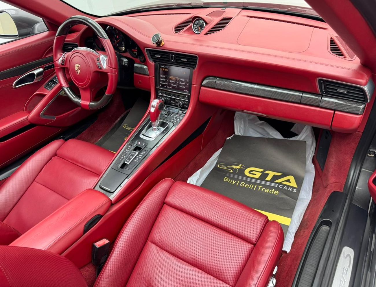 Porsche 911 Carrera S 3.8L (385 HP) Convertible 2012 Porsche 911 Carrera S, Convertible, Full Service History, E