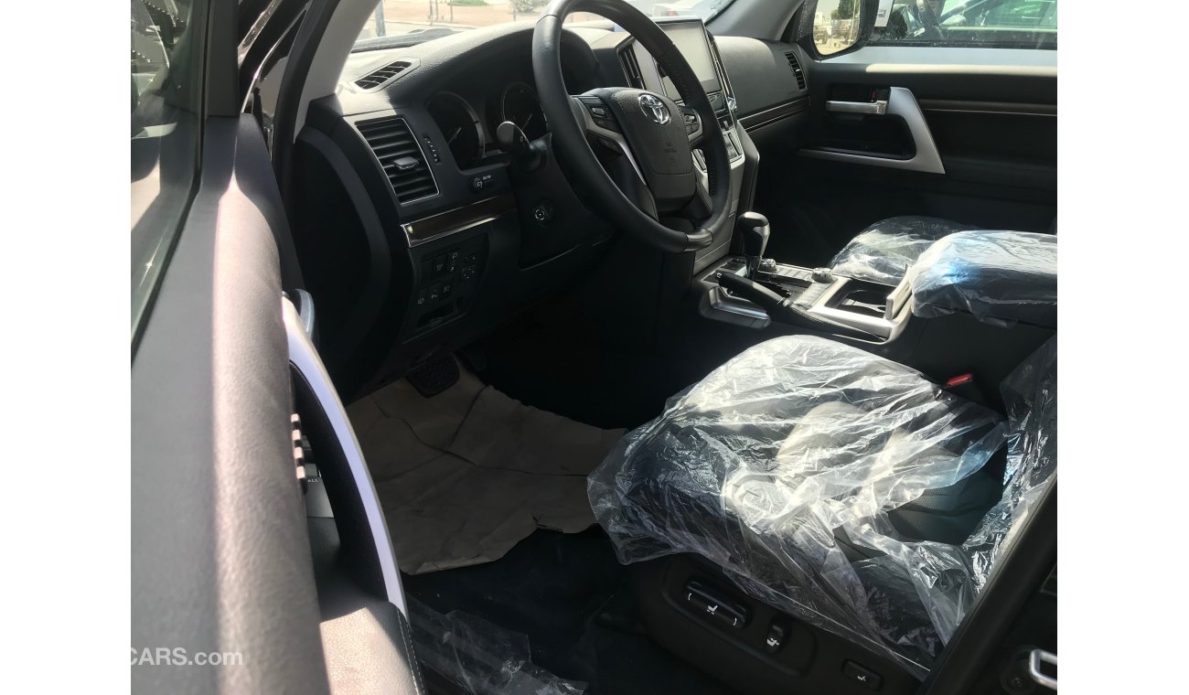 Toyota Land Cruiser V8 4.5L DIESEL with Leather Seats inside Black Interior