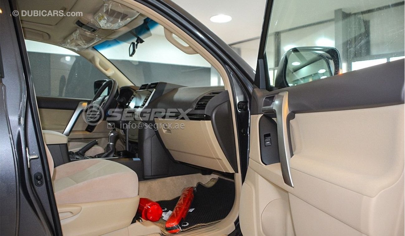Toyota Prado GXR 4.0l Gasolina V6 intermedia con Sunroof, radio frontal android y camara de reversa.