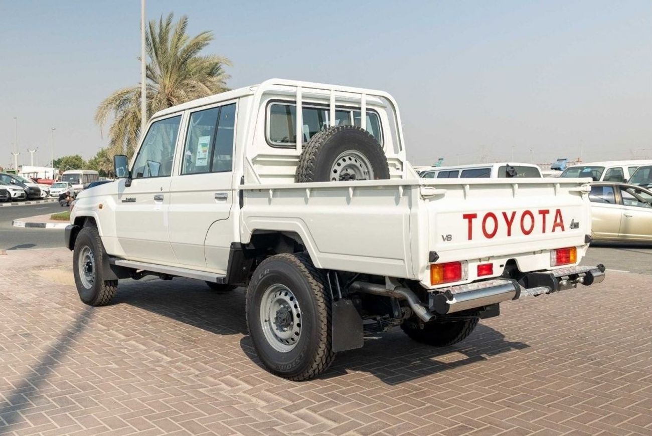 Toyota Land Cruiser Pick Up DC 4.5L V8 DIESEL 4X4 2022 | SNORKEL | TRACTION CONTROL
