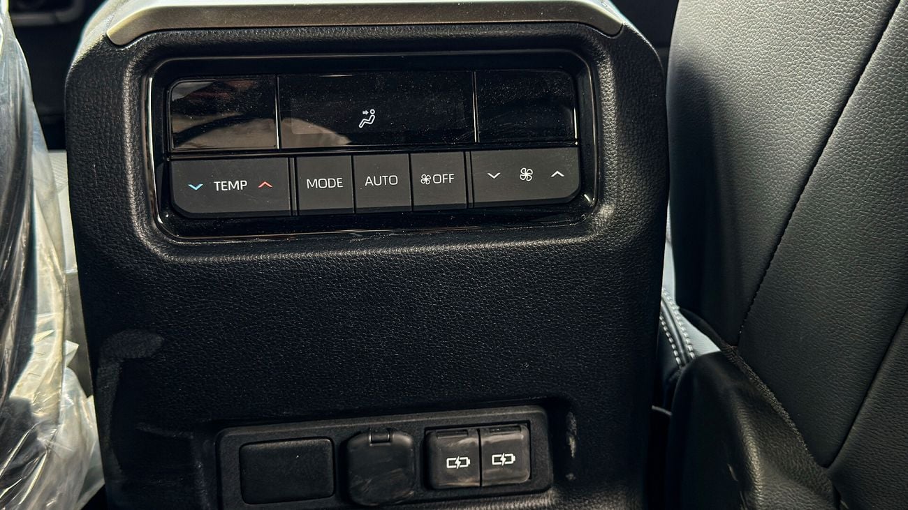 Toyota Prado Land Cruiser VX 250 Diesel 2.8L 4-Cyl 2024 0Km