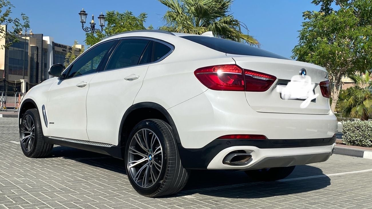 بي أم دبليو X6 xDrive40i Masterclass M Sport Package 3.0L