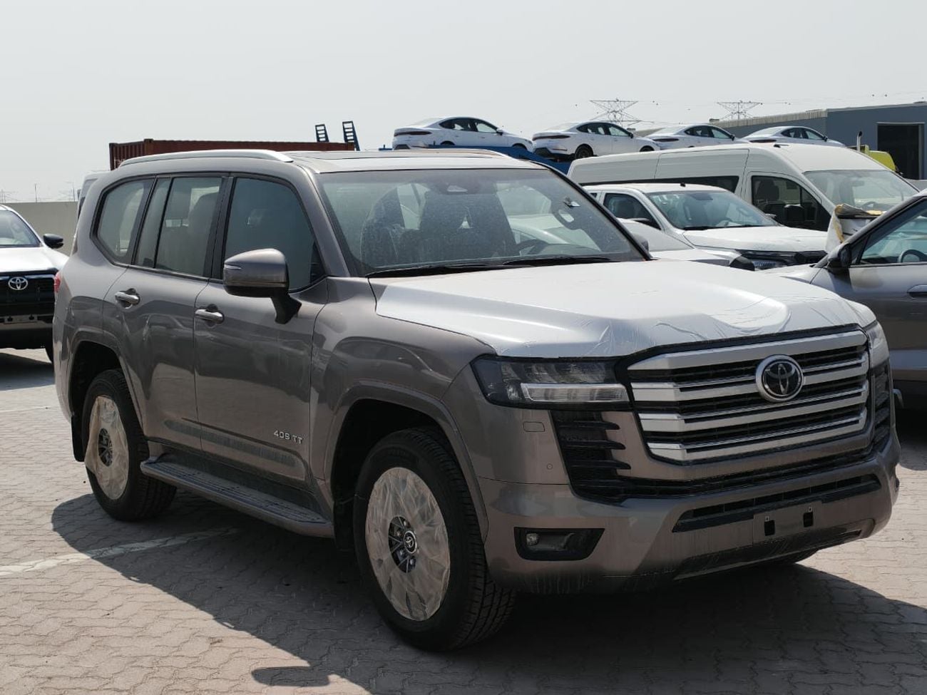 تويوتا لاند كروزر 2025 Toyota Land Cruiser LC300 GXR High-Option 3.5L V6 Twin Turbo Petrol A/T 4WD Export Only