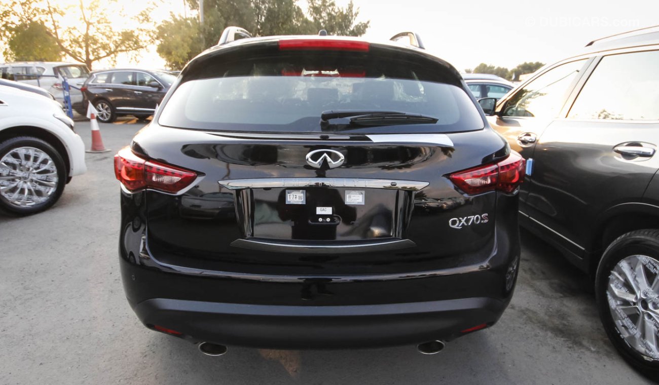 إنفينيتي QX70 S