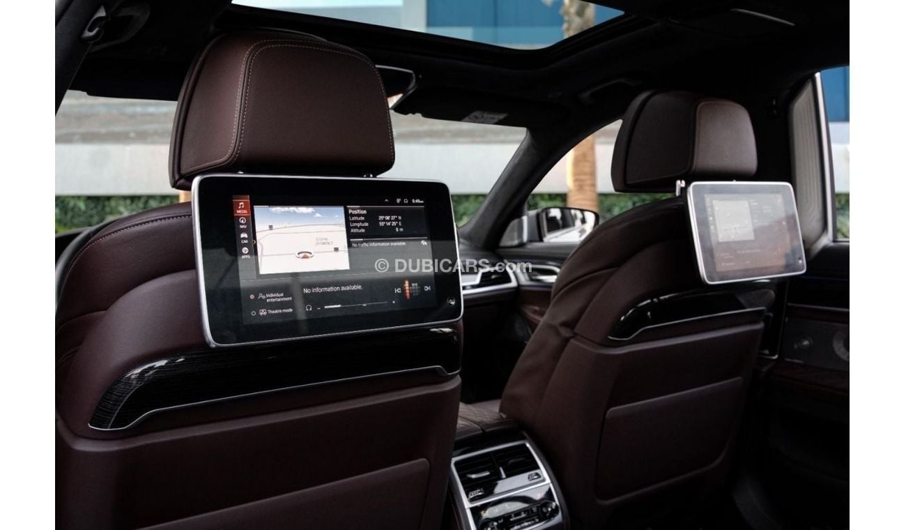 بي أم دبليو 750Li M سبورت M سبورت 50i M - Kit | 4,504 P.M  | 0% Downpayment | Fantastic Condition!