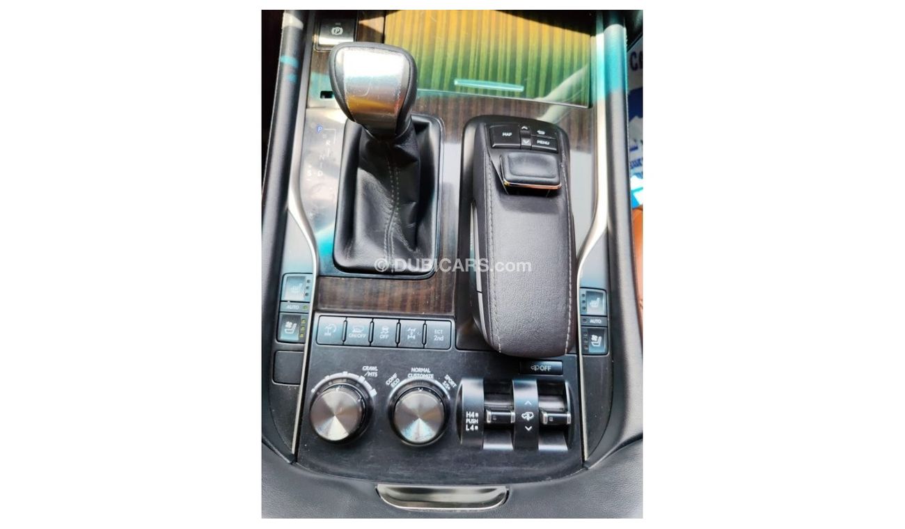 Lexus LX 570 Platinum