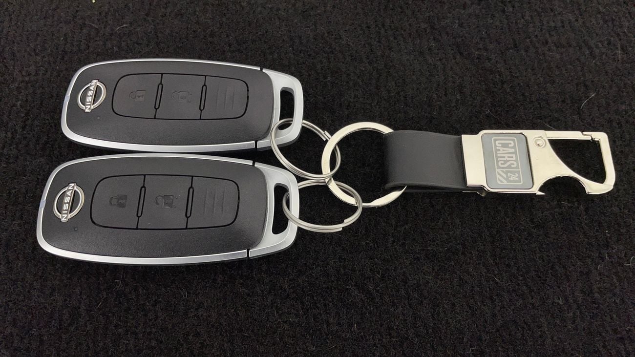 نيسان إكس تريل S 4WD 3RD ROW 2.5 | بدون دفعة مقدمة | اختبار القيادة في المنزل