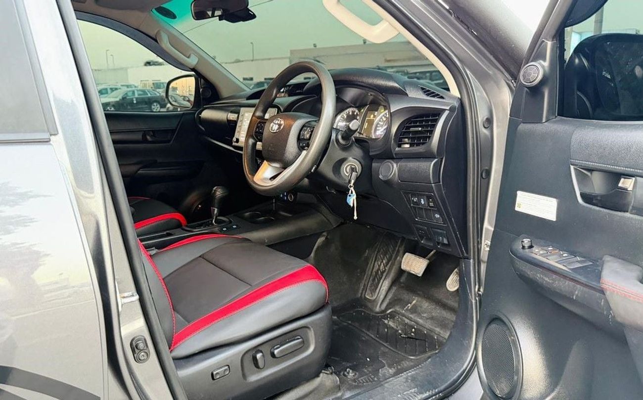 تويوتا هيلوكس OFF-ROAD MODIFIED | DOUBLE CABIN | HEAVY FRONT BUMPER | POWER SEATS | 2.8L | AUTOMATIC | 2022 | SNOR