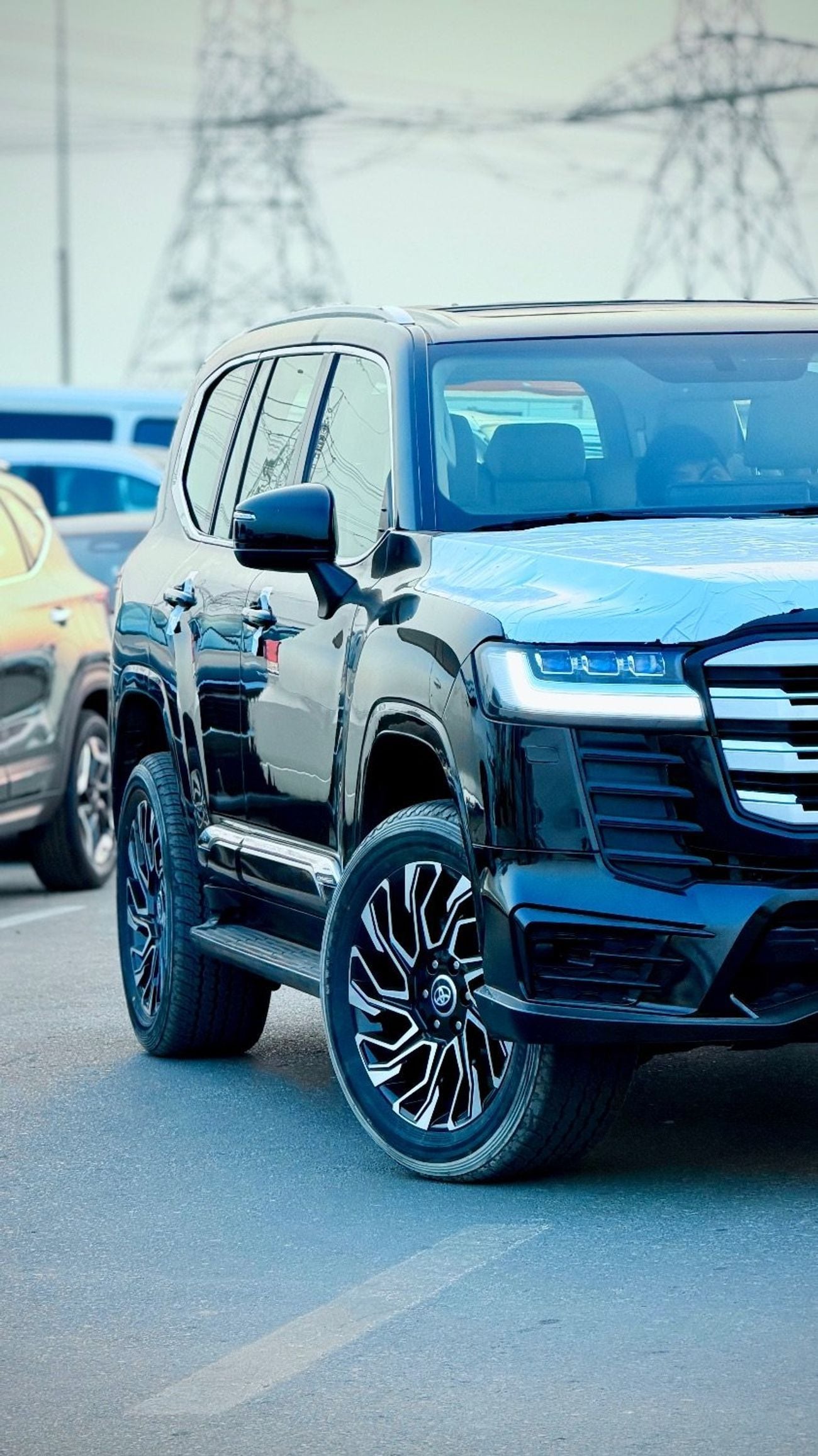 تويوتا لاند كروزر 2022 model GXR Full Option Top Of The Range