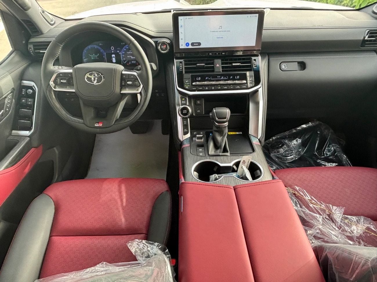 Toyota Land Cruiser GR SPORT
