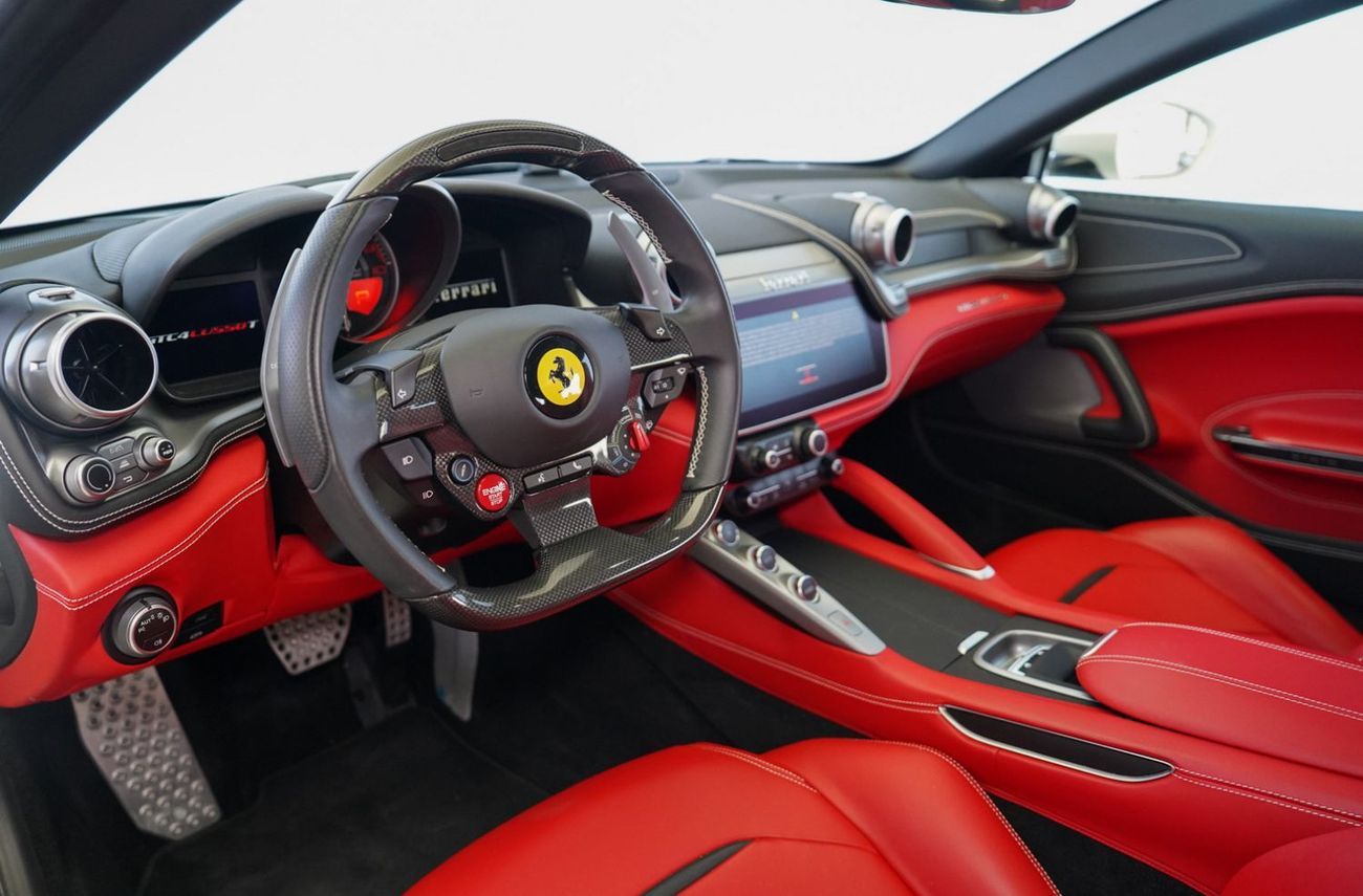 Ferrari GTC4 Lusso T