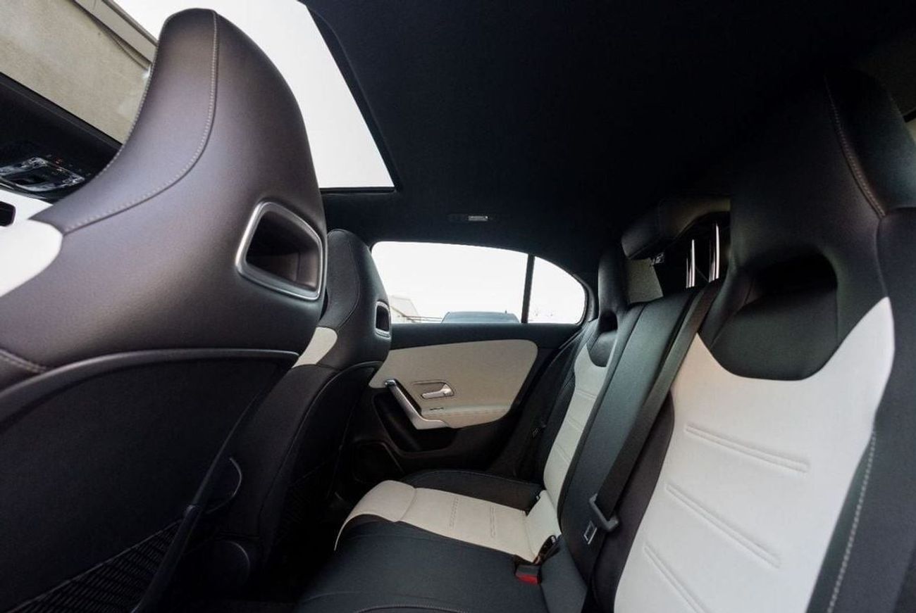 مرسيدس بنز A 250 Sport AMG 2.0L Mercedes-Benz A250 Sport AMG 2019 GCC under Warranty with Flexible Down-Payment.