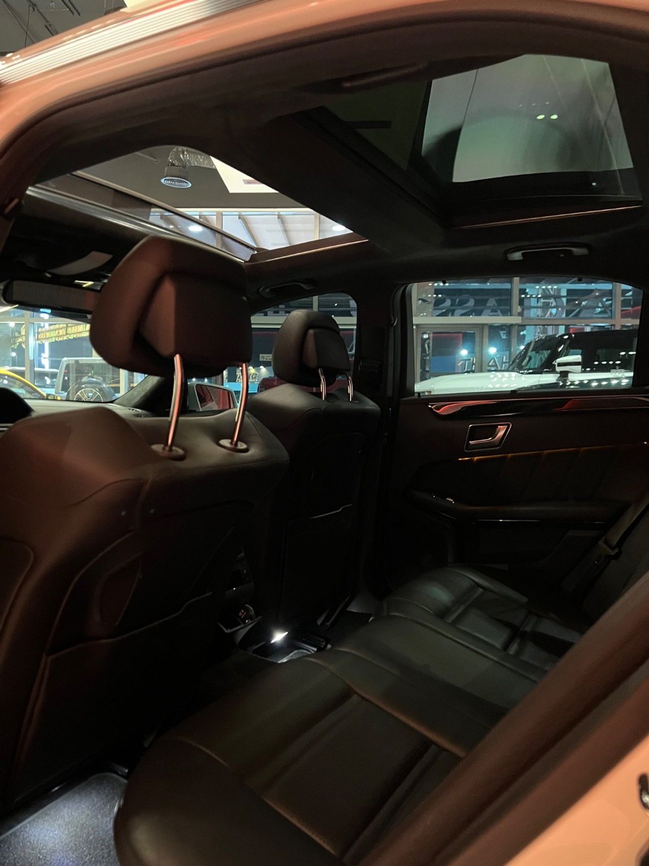 مرسيدس بنز E 63 AMG S 5.5L