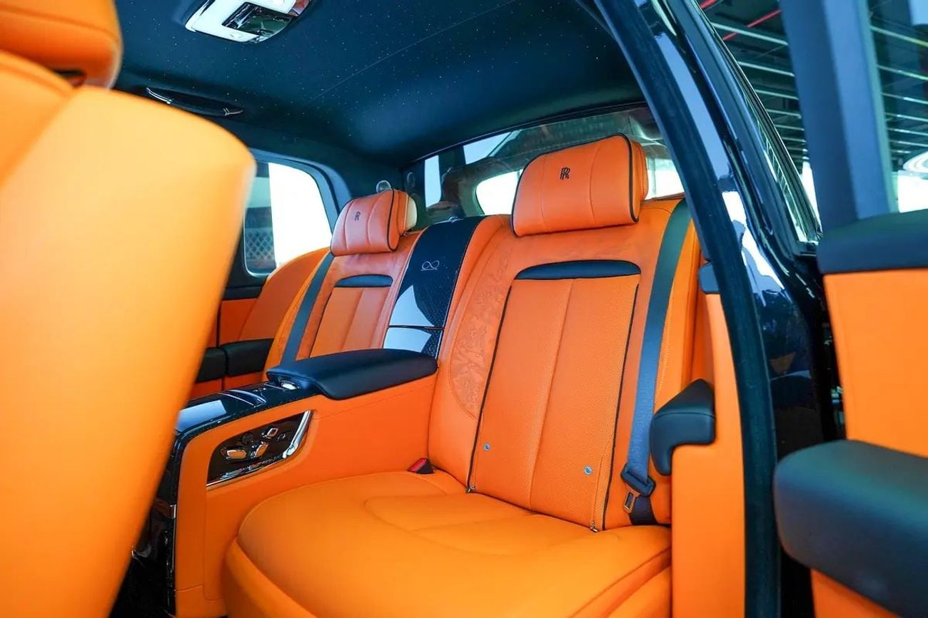 Rolls Royce Cullinan BLACK BADGE
