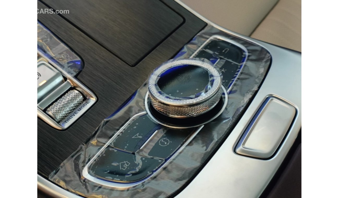 هونغشي H9 E SEGMENT LUXURY CAR, 2.0L V4 PETROL, POWER SEATS & PANORAMIC ROOF (CODE # 712)