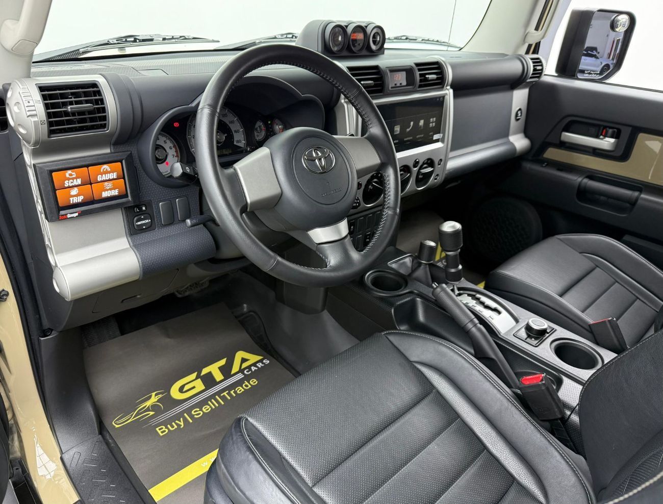 Toyota FJ Cruiser GXR 4.0L A/T 2022, 5 Years Toyota Warranty, Full Toyota Service History, Low KM