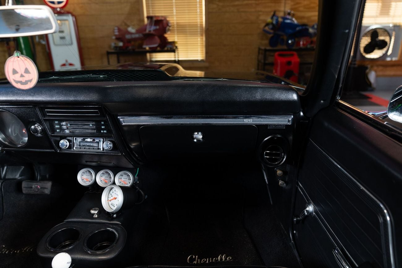 شيفروليه شيفيل 496 Big Block, TH400, 12 Bolt Posi Rear Restomod