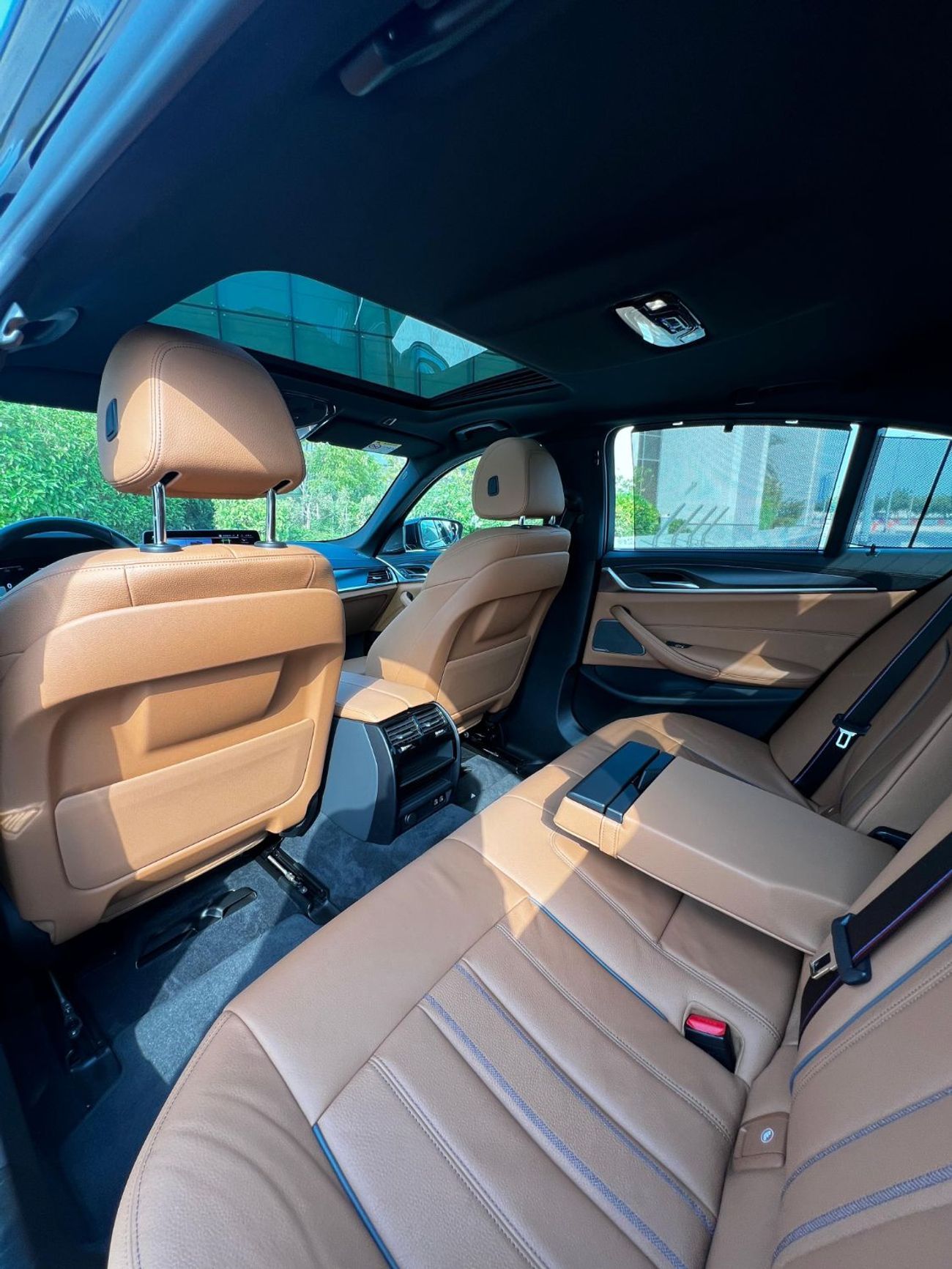 بي أم دبليو 530i M Sport 2.0L