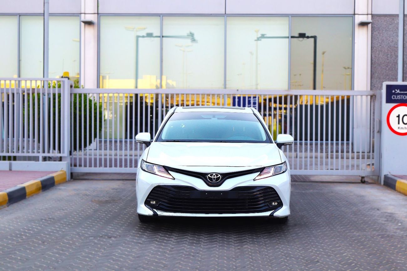 تويوتا كامري SE 2.5L (181 HP)