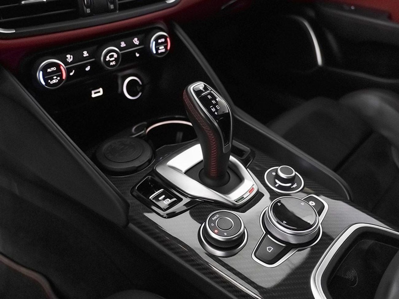 Alfa Romeo Giulia Quadrifoglio 2.9L (505 HP)