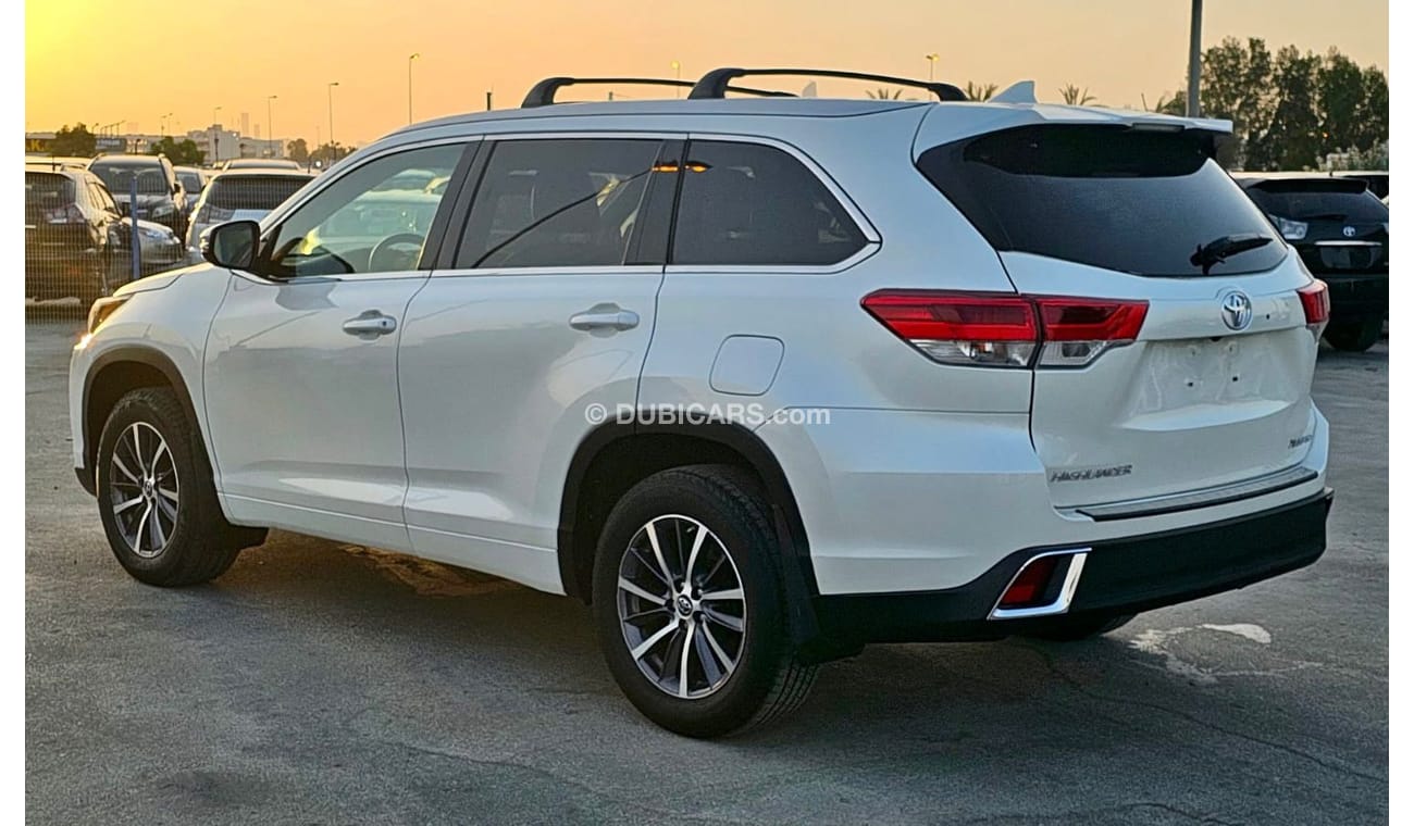 تويوتا هايلاندر 2017 TOYOTA HIGHLANDER  XLE AWD - 3.5L V6 - CANADIAN SPECS  - 7 Seater / EXPORT ONLY
