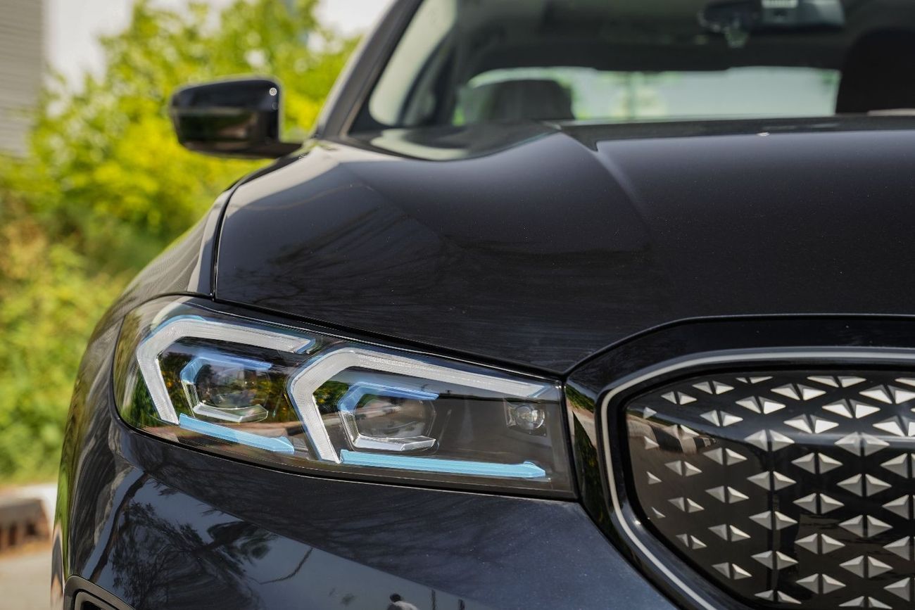 BMW i3 2025 BMW I3 eDrive40L Night Sports Version