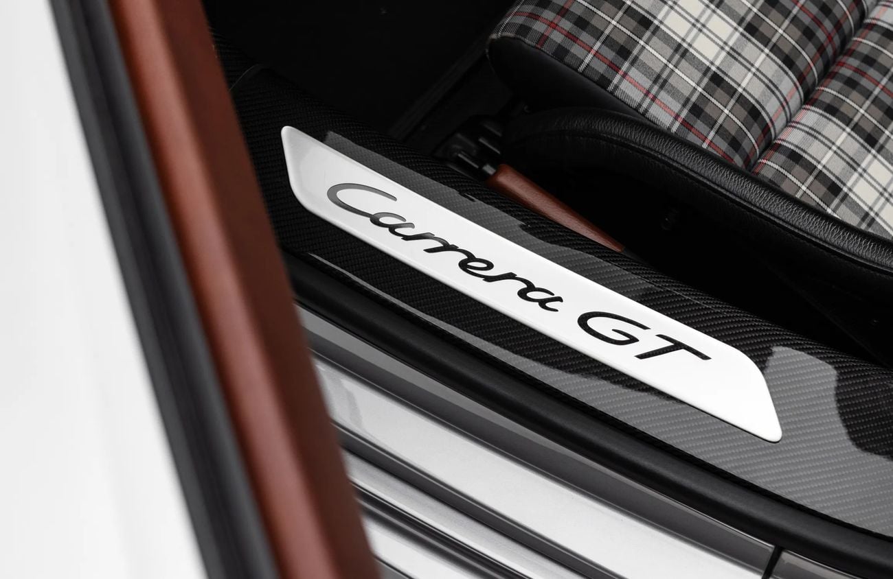 بورش كاريرا جي تي 5.7L V10 Engine