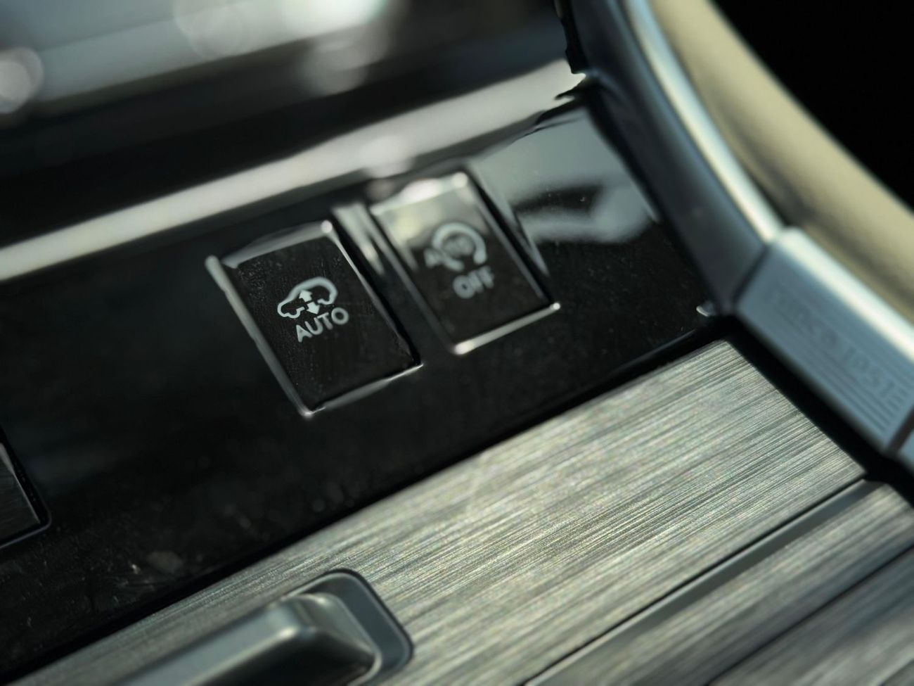 Nissan Patrol LE Platinum City 3.5L