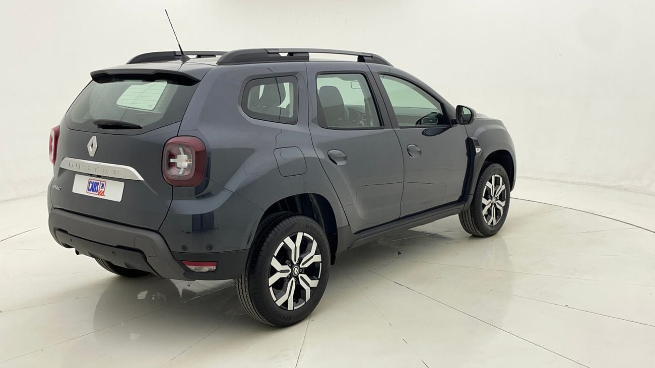 Renault Duster LE 1.6 | Zero Down Payment | Home Test Drive