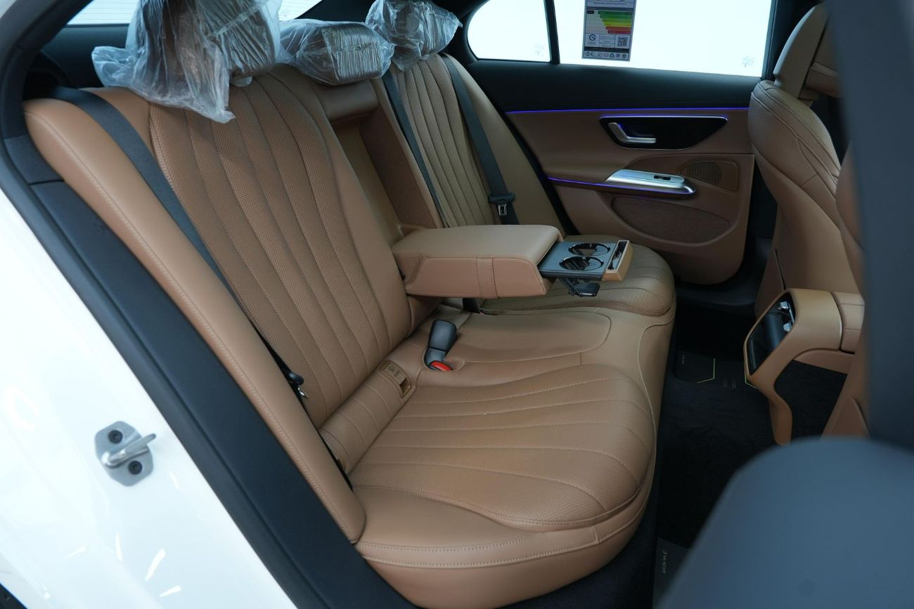 مرسيدس بنز E200