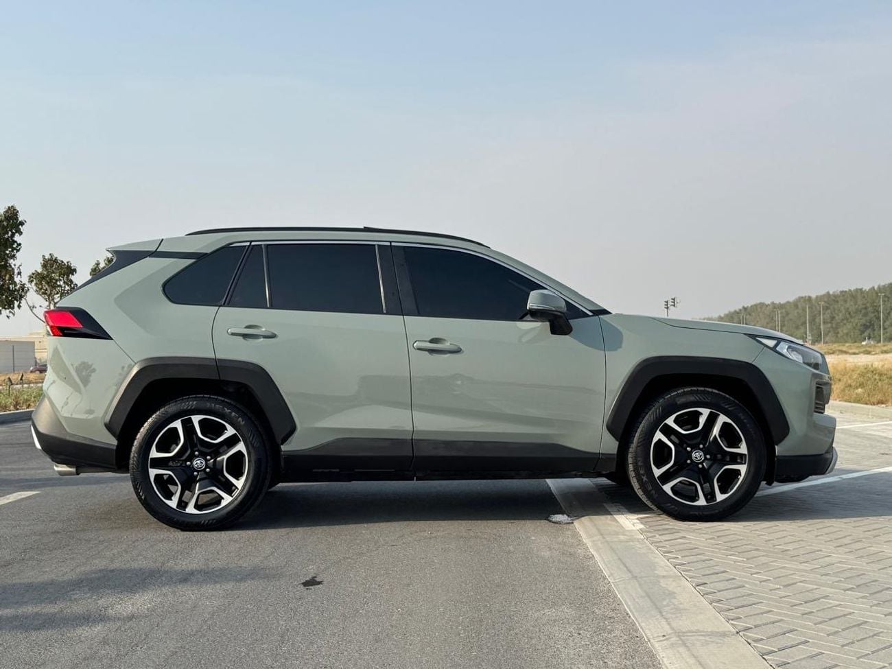 Toyota RAV4 ADVENTURE