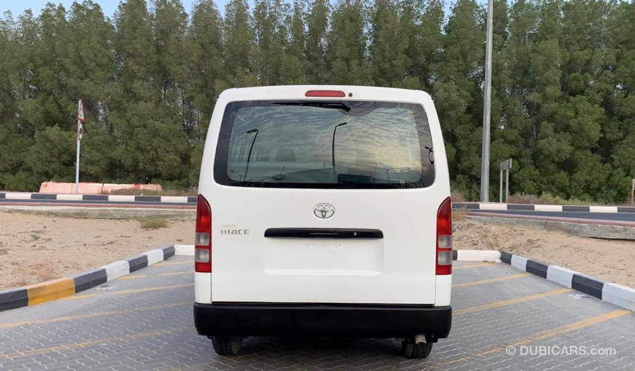 تويوتا هاياس Toyota Hiace 12 Seats 2009 Ref# 488