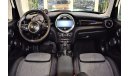 Mini Cooper 31000 KM Only Mini Cooper 2017 Model Gcc Specs