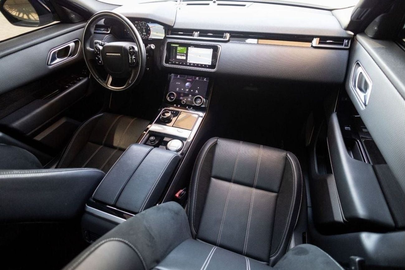 لاند روفر رينج روفر فيلار P250 R-Dynamic SE 2.0L Range Rover Velar P250 R-Dynamic SE 2019 GCC under Warranty with Flexible Dow