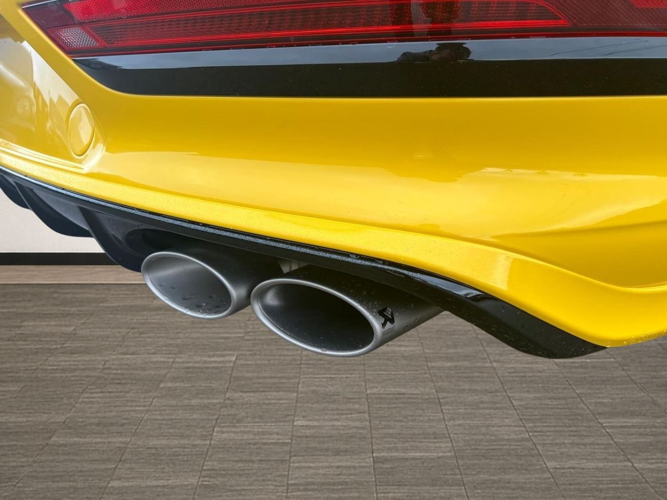 Bentley Bentayga 4.0-litre twin-turbo V8,641bhp (EXPORT ONLY)