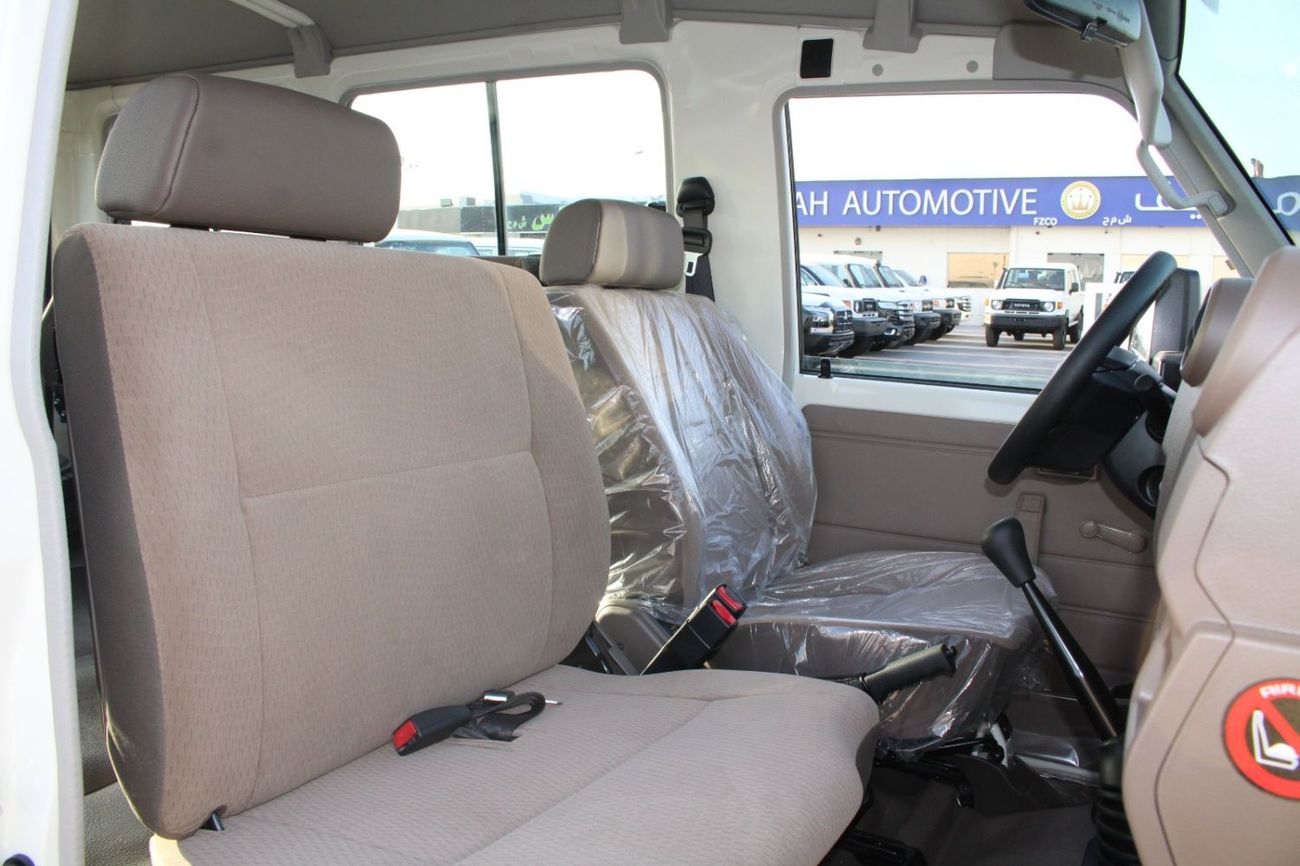 تويوتا لاند كروزر 70 TOYOTA LANDCRUISER 78 2.8L DIESEL GRADE E MANUAL