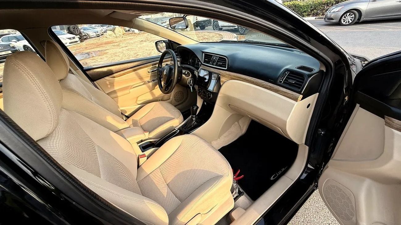 سوزوكي سياز GL 1.5L GCC Specs! Loan can be arranged without down payment!