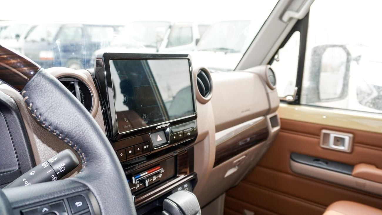 Toyota Land Cruiser 70 LX 2.8 L d