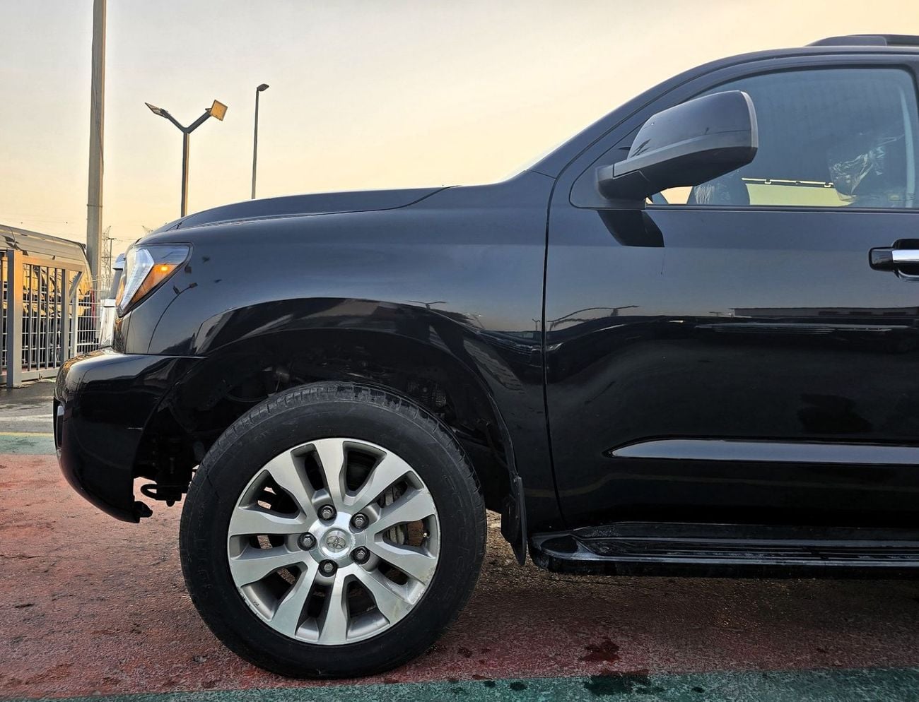 Toyota Sequoia Platinum 2020 USA specs
