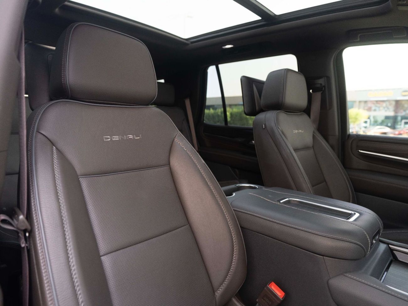 جي أم سي يوكون 6.2 V8 Denali (AWD)