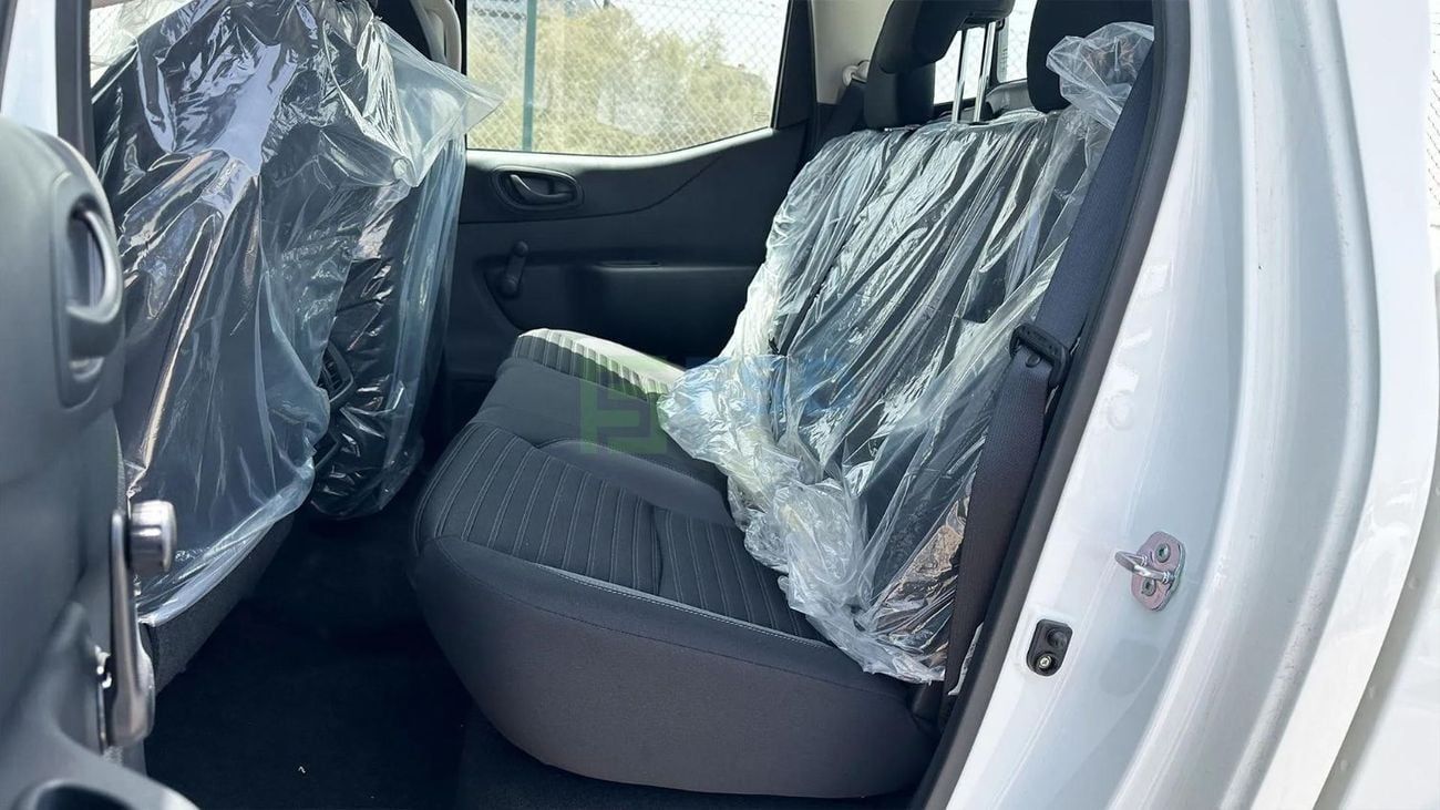 Nissan Navara Nissan Navara 2.5D XE D23 4X4 DC PLUS MT MY-2023