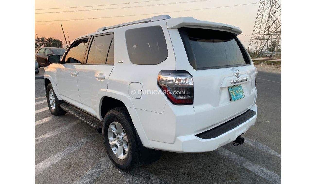 Toyota 4Runner 2017 TOYOTA 4 RUNNER SR5 / MID OPTION