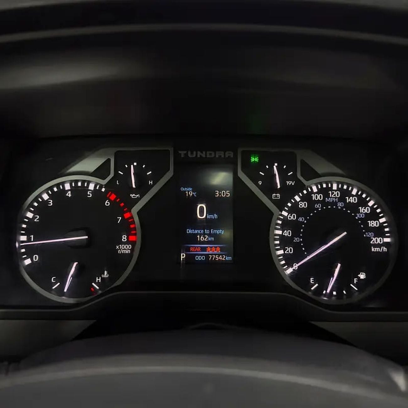 تويوتا تاندرا Crewmax Limited 5.7L Limited