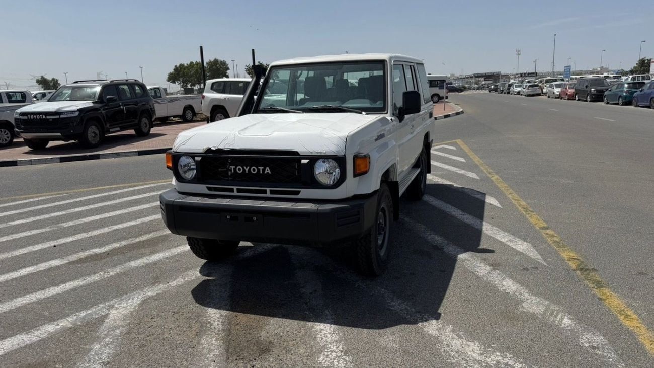 تويوتا لاند كروزر 70 LC76 4.2 MT basic P/W & no diff lock 2025