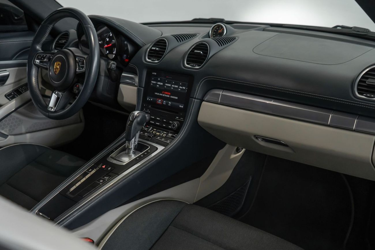 Porsche 718 Cayman Std