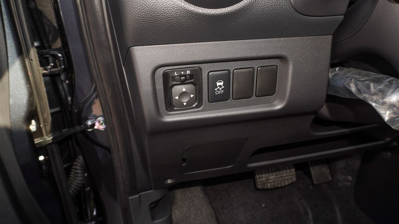 Mitsubishi Attrage Brand New Mitsubishi Attrage 2025 Export 1.2L 2WD Petro|Grey/Silver|ATTRAGE-PREM-25|