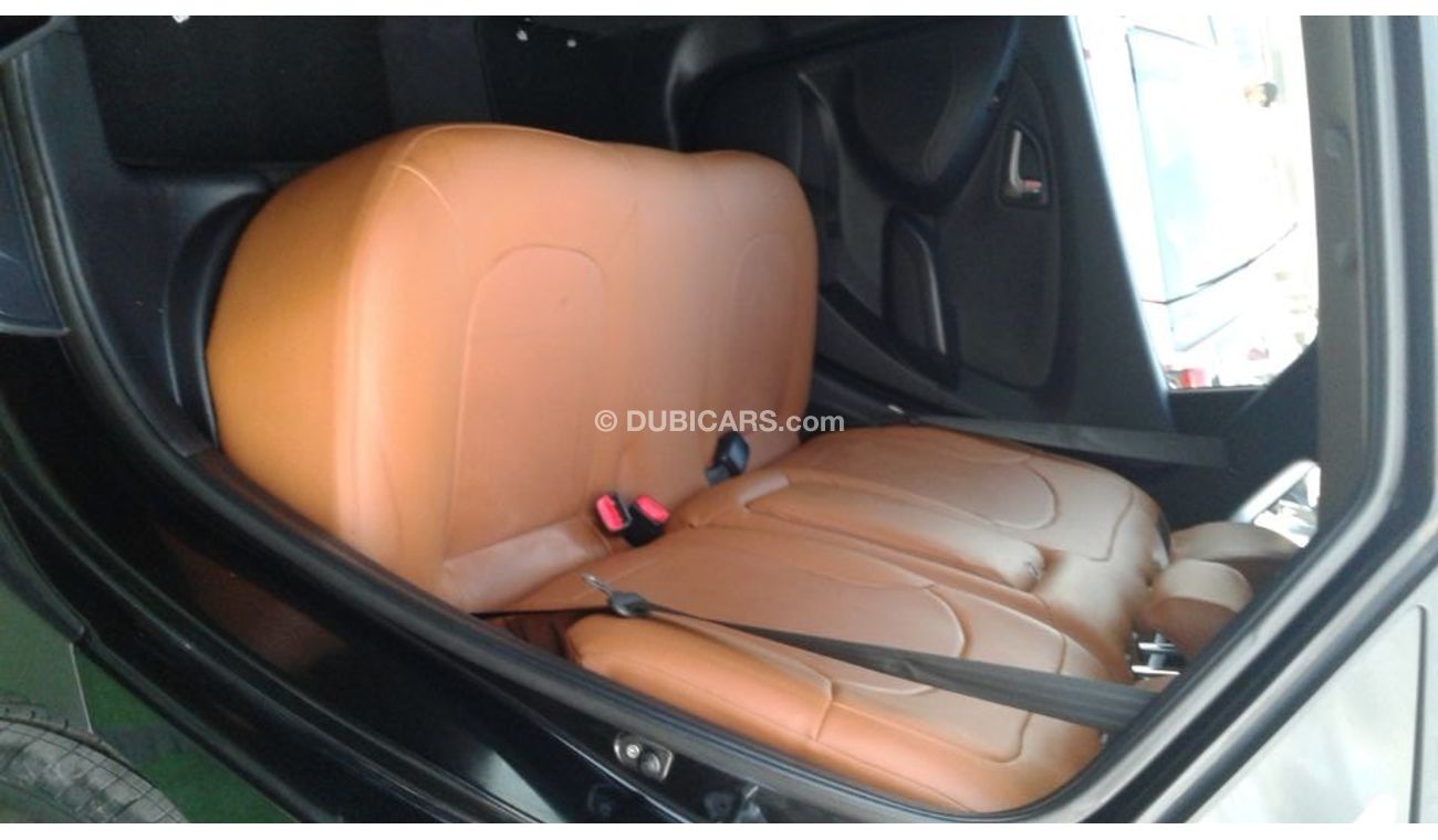 Hyundai Tucson HYUNDAI TUCSON 2015 BLACK NO PIANT NO ACCIDENT KHALIGE FULL OPTION NUMBER 1