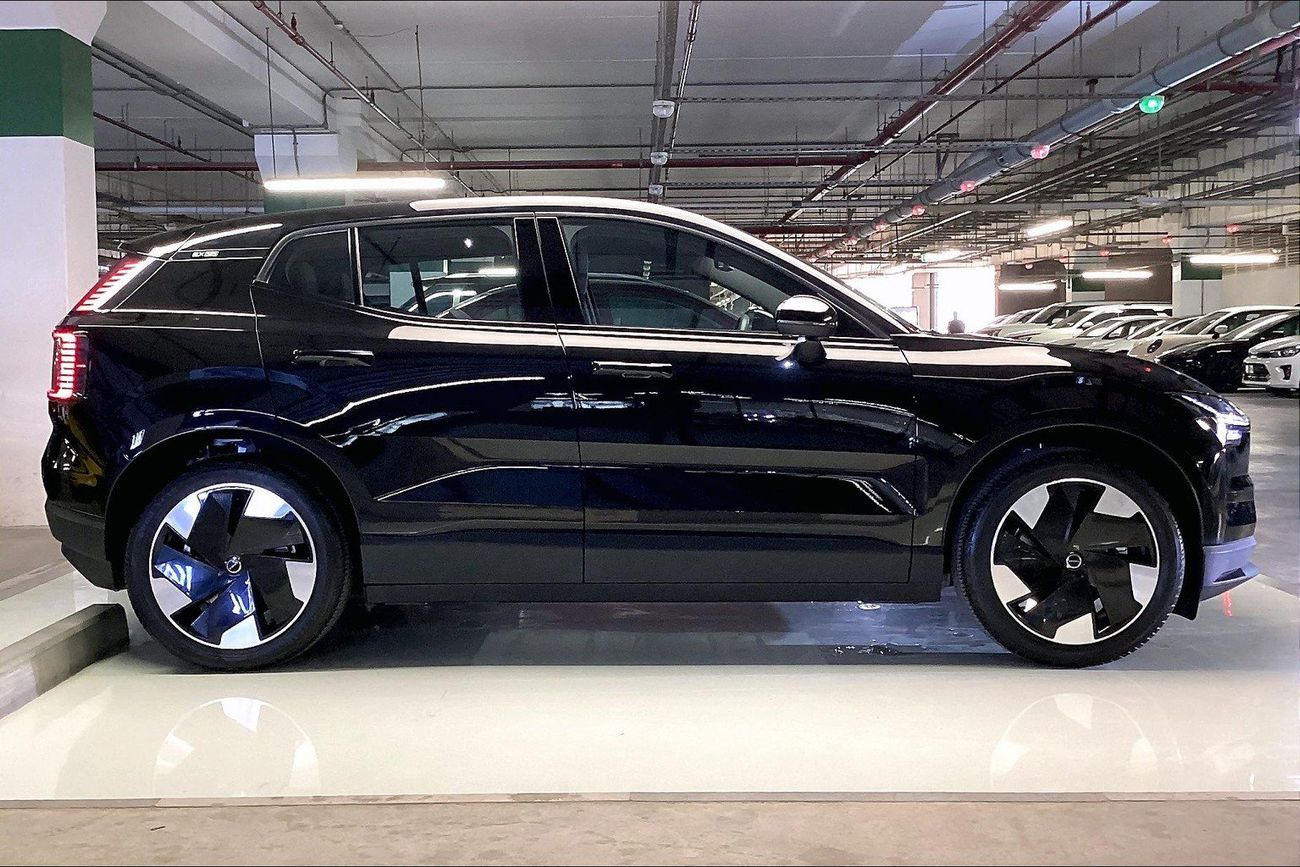 فولفو EX30 Plus | Carnival Sale • UP TO AED 20,000 OFF | شامل الضمان | 0 ﺪﻔﻋﺓ ﺃﻮﻟﻯ